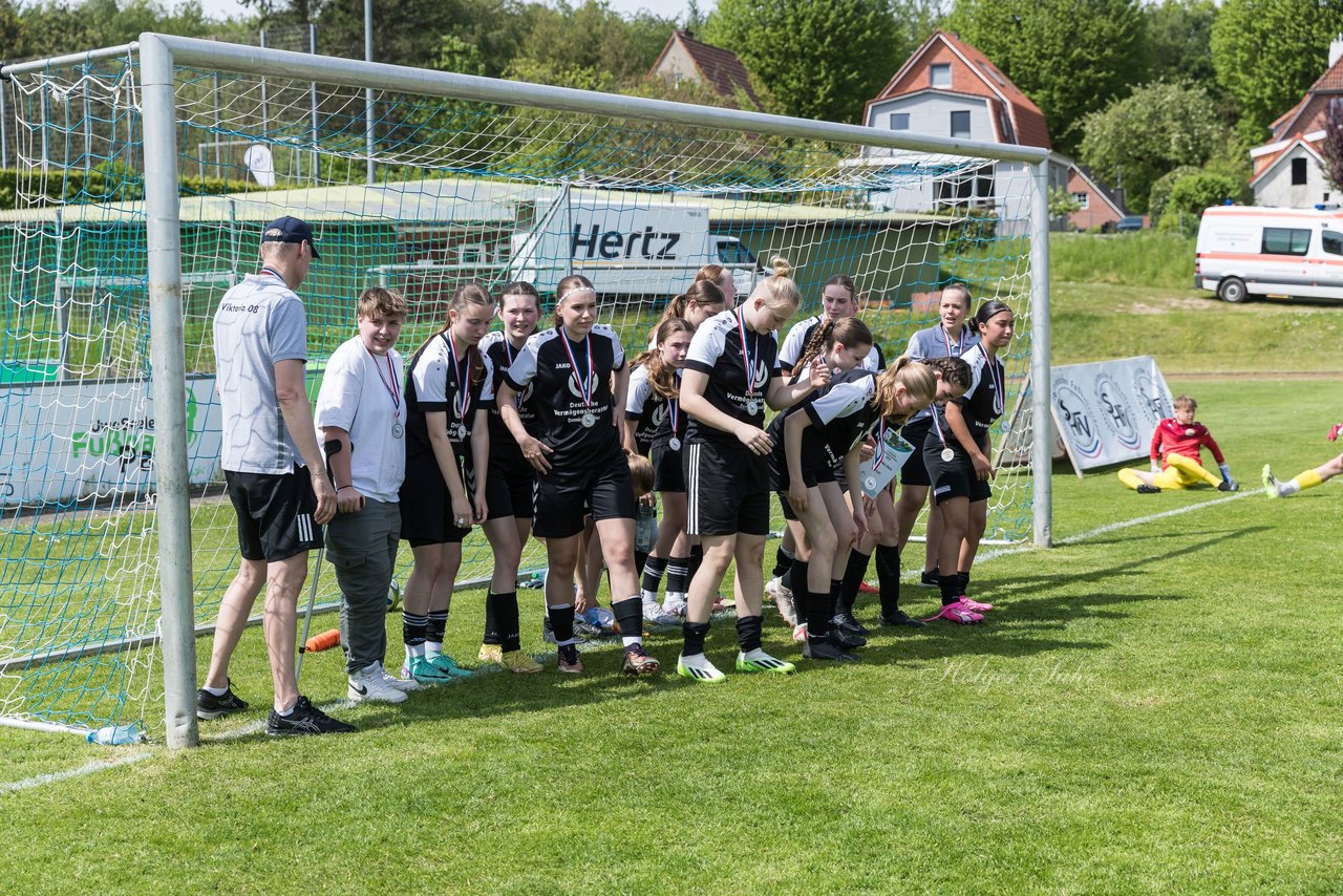 Bild 150 - wBJ SH-Pokalfinale  Holstein-Kiel - SV Viktoria : Ergebnis: 1:0